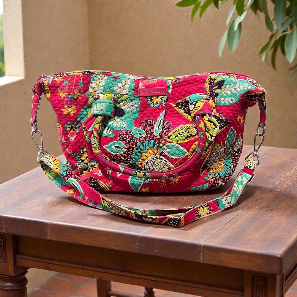 Vera Bradley Hadley East West Tote Rumba Red Floral Quilted‎ Tropical Satchel